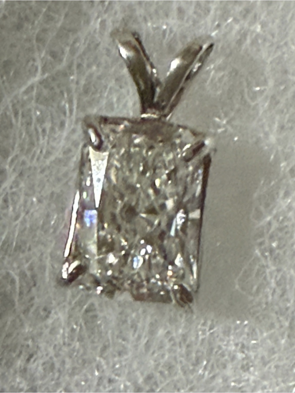 Classic 1.5 carat radiant lab grown diamond Pendant - Picture 9 of 12